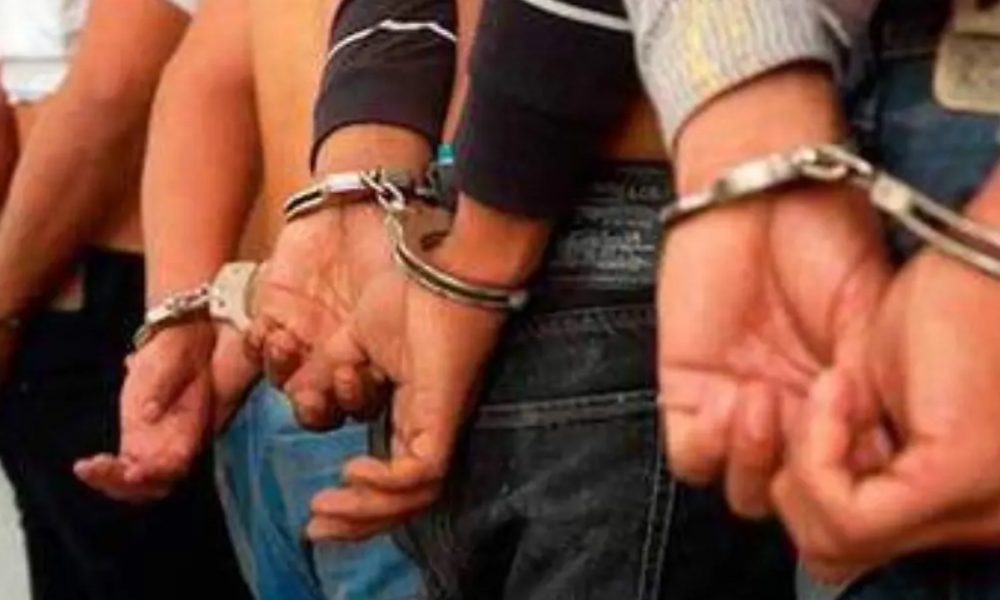 Cinco detenidos y aseguramiento de armas tras operativo en Centro