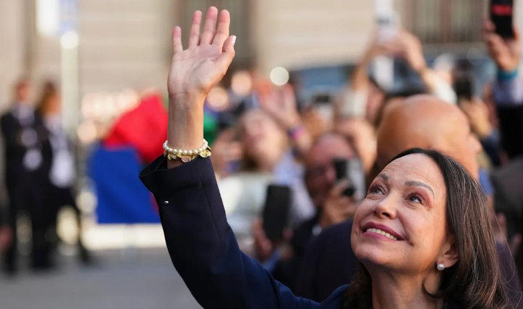 María Corina Machado dice que será candidata en Venezuela