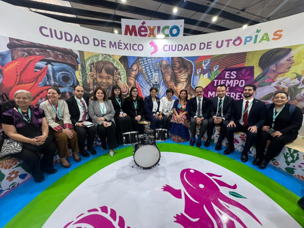 Clara Brugada presenta modelo de Utopías en Foro Urbano Mundial de Azerbaiyán
