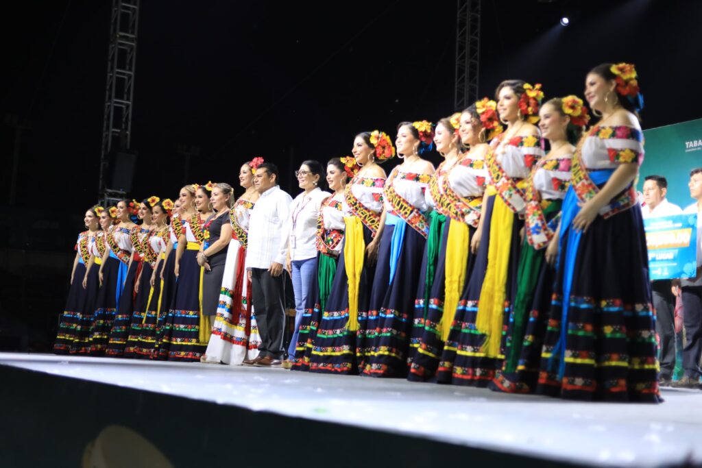 Con la alegría y el entusiasmo del pueblo, clausura Javier May Feria Tabasco 2026; «¡nos vemos en 2027!»