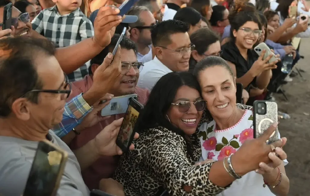 Claudia Sheinbaum cierra gira por Sonora en Día de las Madres