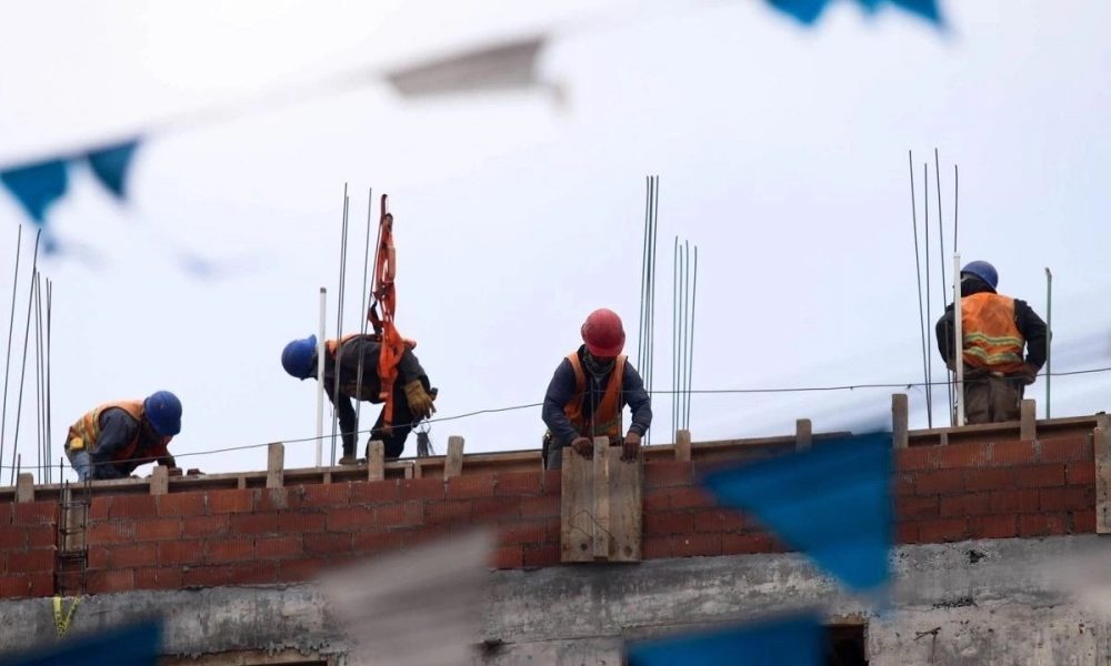 Empresas deben pagar utilidades este mes; STPS advierte vigilancia y sanciones