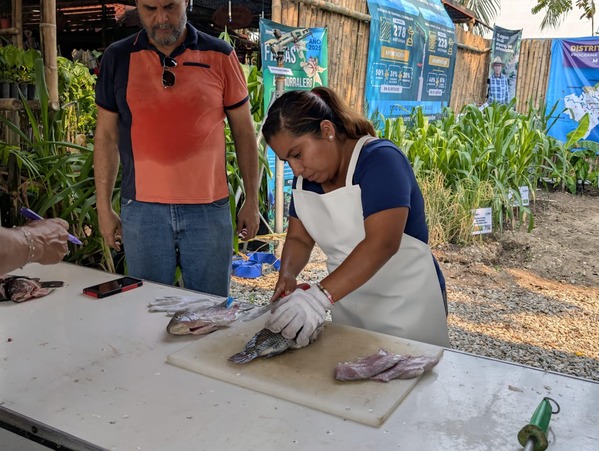 SEDAP realiza Primer Concurso de Fileteo de Mojarra en la Feria Tabasco 2026