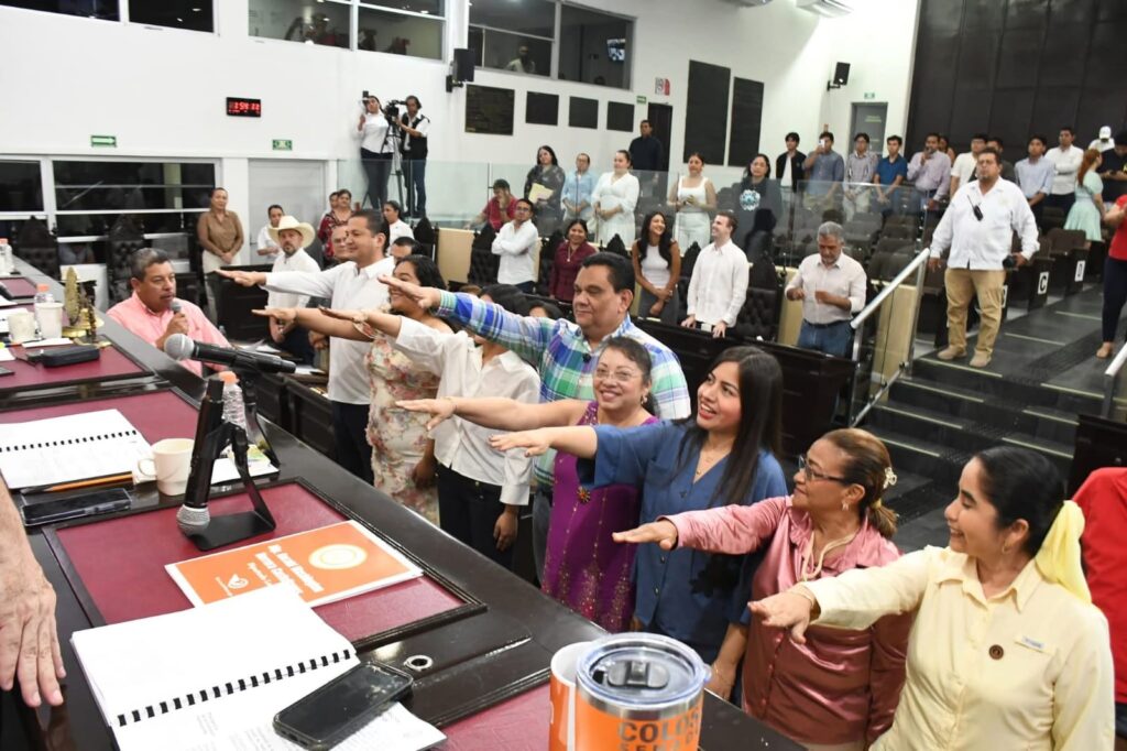 Toman protesta integrantes de la Comisión Permanente para el segundo receso legislativo