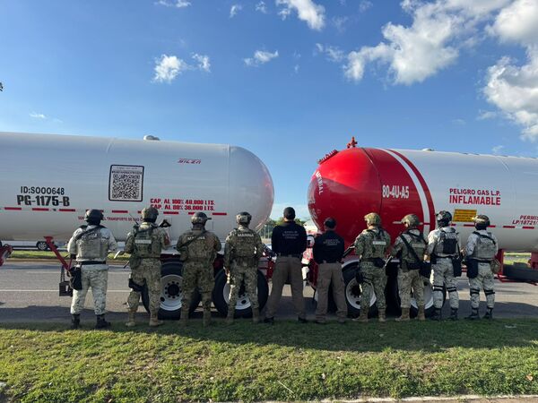 Asegura FGR más de 72 mil litros de hidrocarburo en Cunduacán