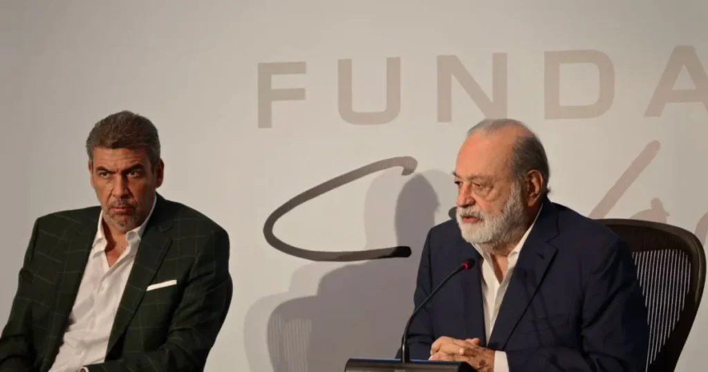 Carlos Slim anuncia inversión de 5 mil millones de dólares en México para 2026