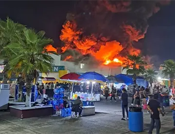 Tragedia en el Parque Tabasco; incendio en la Nave 1 deja 5 muertos