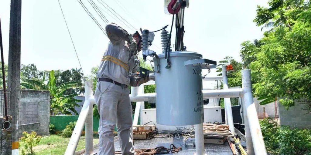 Mantenimiento eléctrico en Paraíso