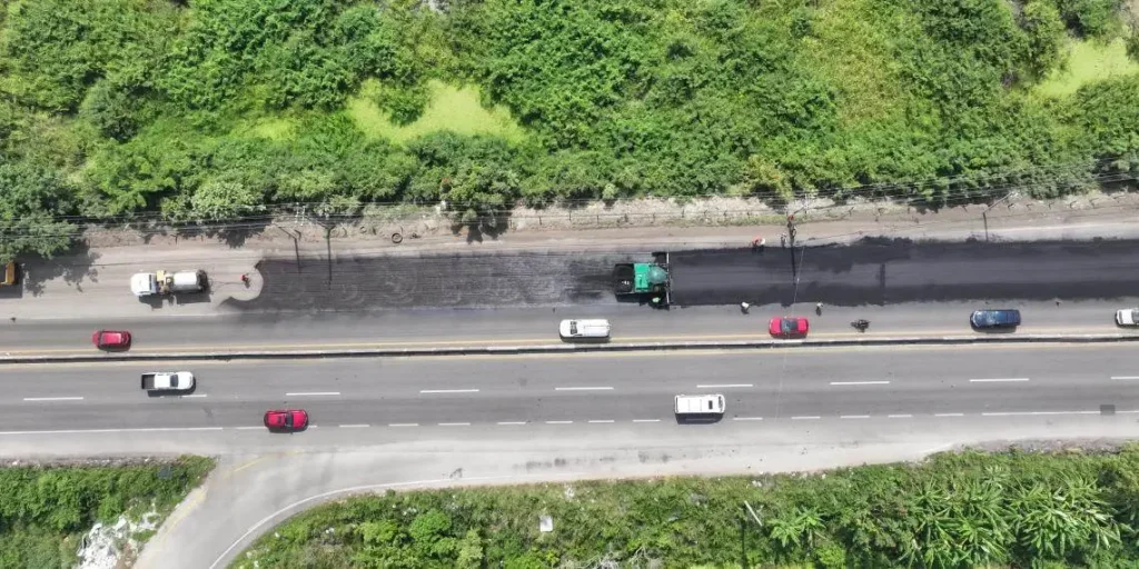 Avanza rehabilitación con mano de obra local