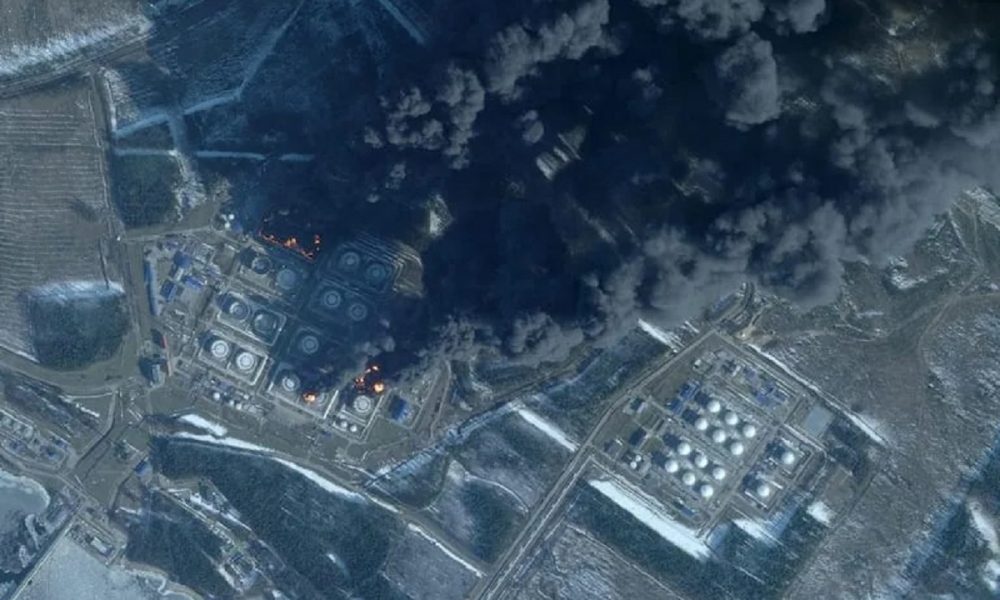 Ucrania ataca puerto de Primorsk a más de mil kilómetros de sus fronteras