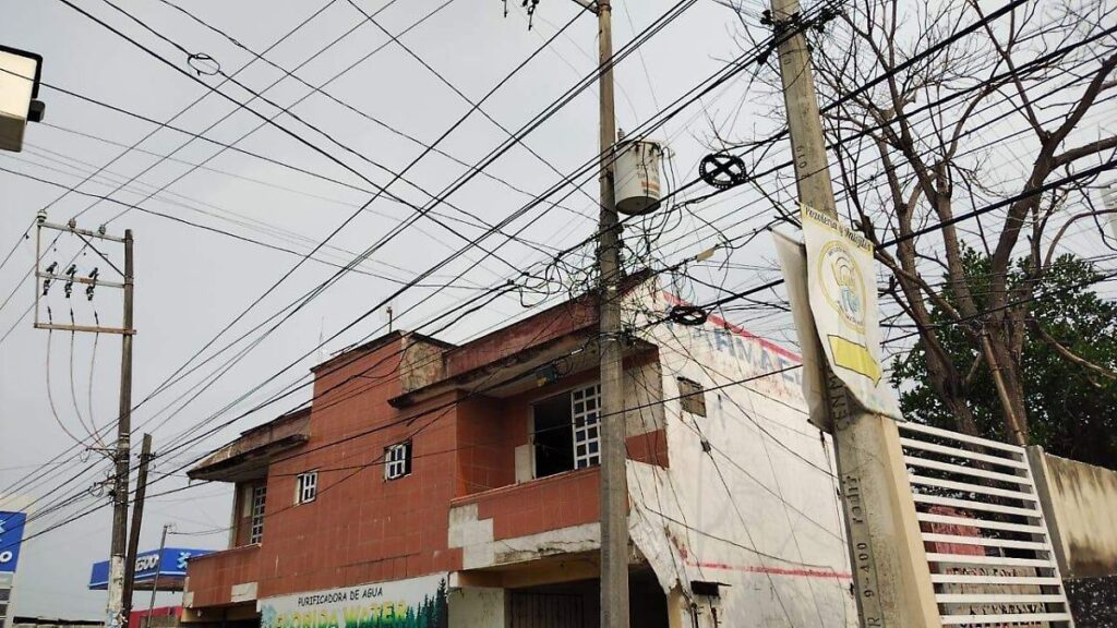 Aumentan fallas de transformadores por ola de calor en Tabasco