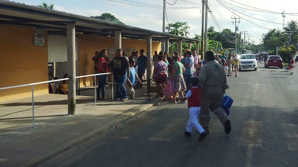 Setab analiza ajustar horarios escolares por altas temperaturas en Tabasco