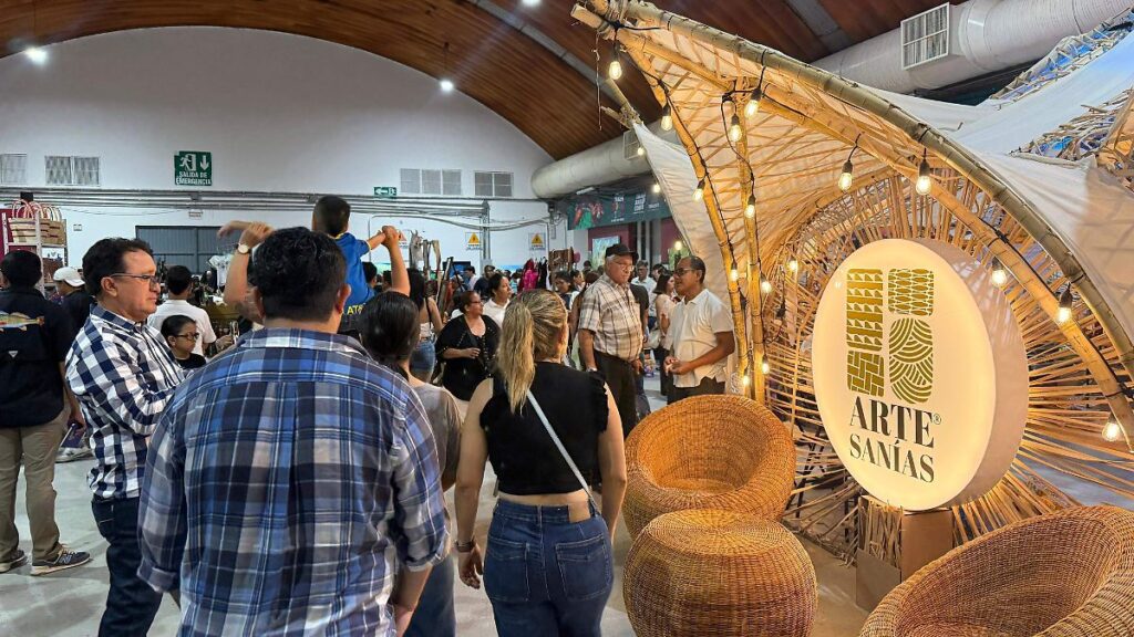 Pabellón Artesanal de la Feria Tabasco genera derrama económica de más de 4 mdp