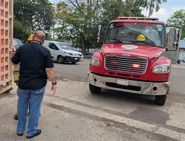 Bomberos se movilizan por olor a gas en Hospital del Niño; se descarta fuga