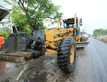 Inicia gobierno estatal trabajos de rehabilitación de caminos en la zona de La Isla de Centro