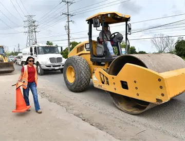 Arranca rehabilitación de 20 kilómetros de caminos en Comalcalco y Cunduacán