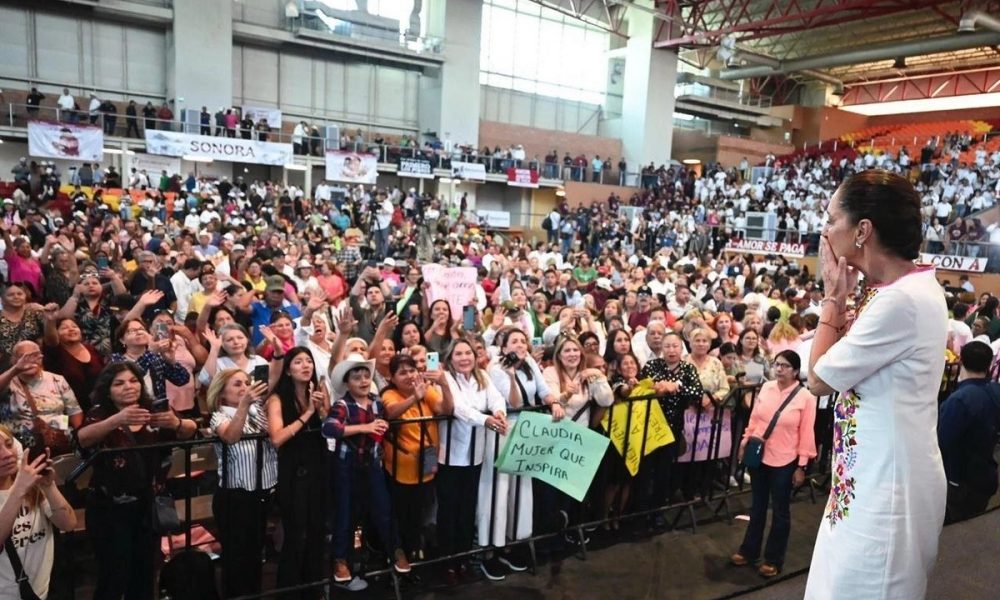 Sheinbaum exalta a las madres mexicanas durante evento en Sonora