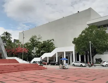 Venta de terrenos es para inversión pública, no para gasto corriente, defiende May