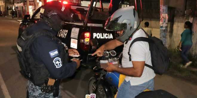 Refuerzan seguridad con recorridos preventivos y revisiones vehiculares en Villahermosa