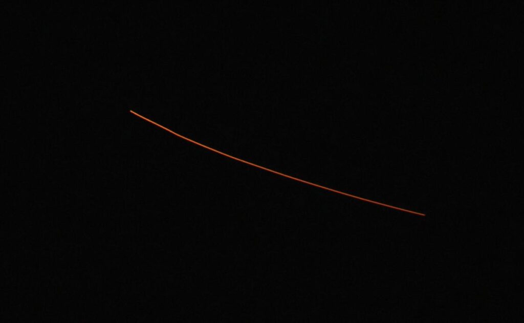Israel activa alertas tras ataque con misiles de Irán