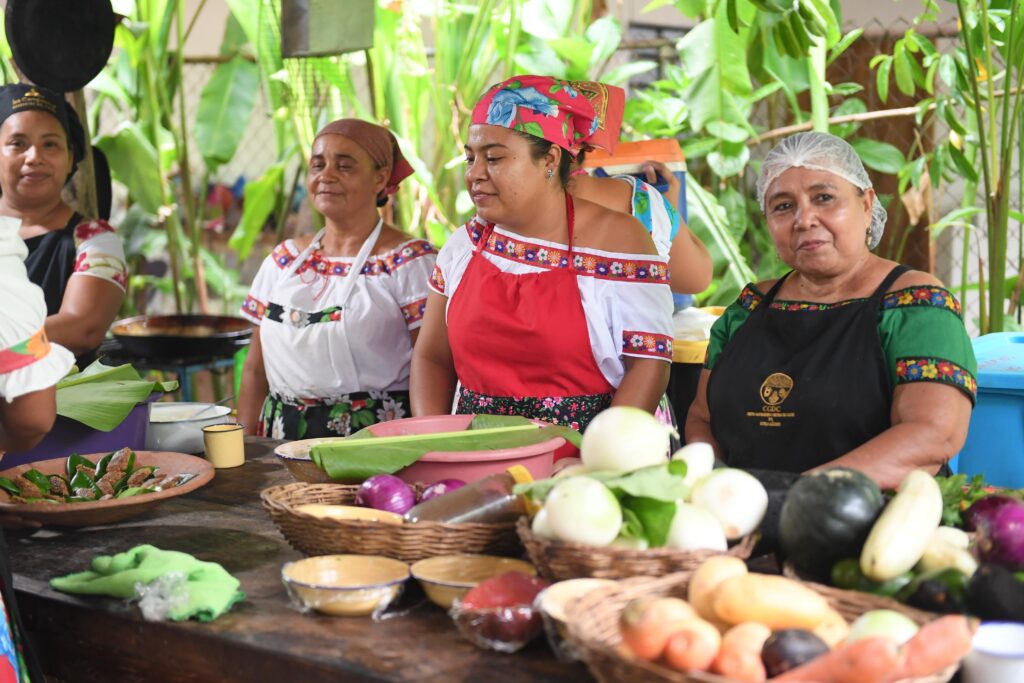 Inauguran Festival Gastronómico “Raíces de Humo” en Comalcalco