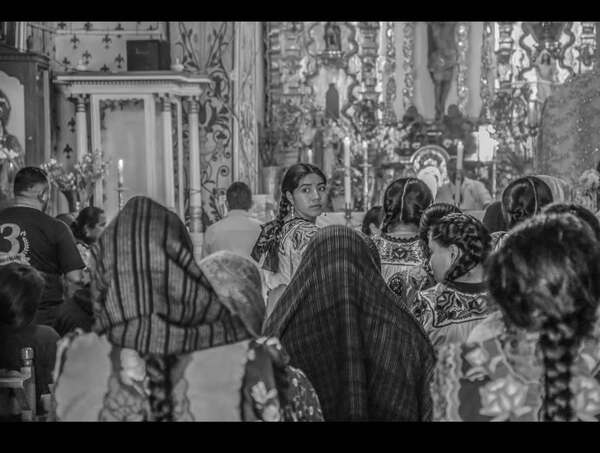 Fernando Arce Sánchez: el hombre que fotografía la memoria de Oaxaca