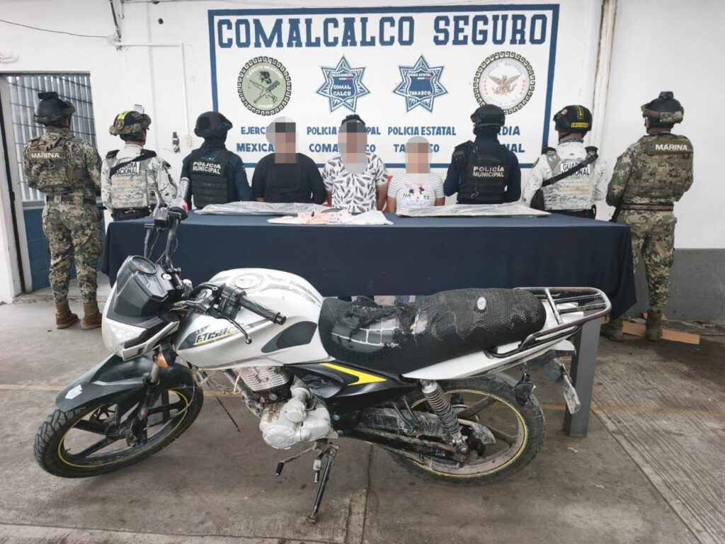 Detienen en Tecolutilla a dos hombres y una mujer con armas de grueso calibre y drogas