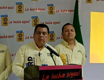 No lo hagan, sugiere PRD a interesados en comprar inmuebles del Estado en Tabasco 2000