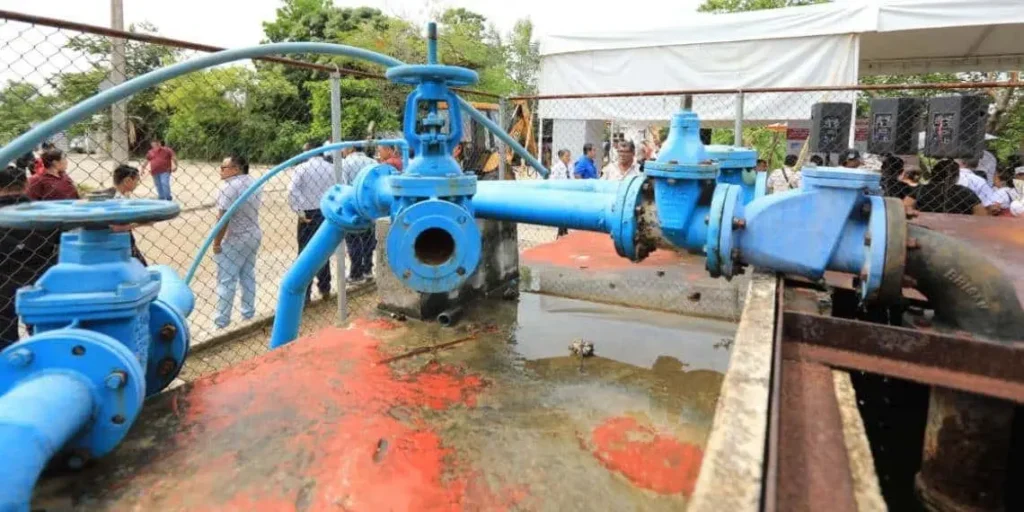 Inversión en infraestructura hidráulica por Javier May en Los Ríos