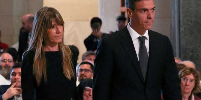 Esposa de Pedro Sánchez irá a juicio; juez le retira el pasaporte y prohíbe salir de España