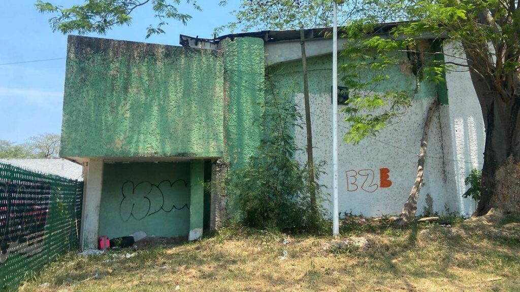 Tabasco pone a la venta el Centro de Convenciones y el Gimnasio La Choca
