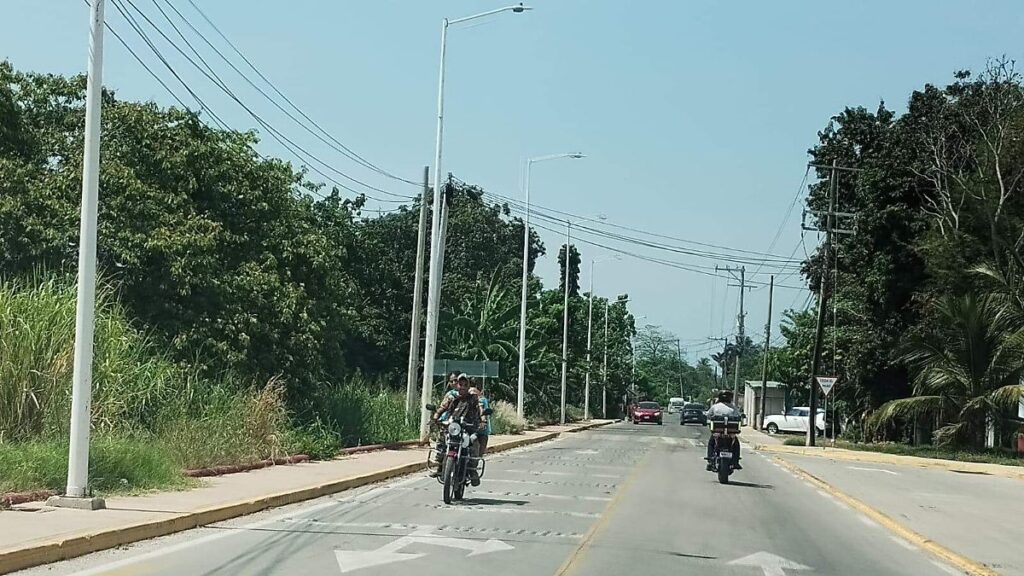 Salud y Movilidad reforzarán capacitación para reducir accidentes de motocicleta en Tabasco