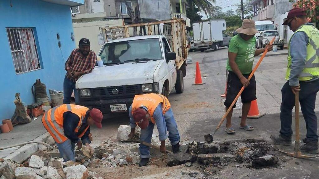 Ayuntamiento de Centro repara 23 fugas del 22 al 23 de junio
