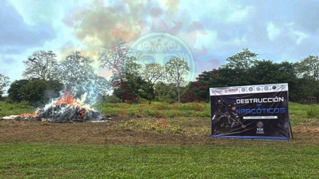 Incineran más de 942 kg de marihuana y otras drogas en operativos en Tabasco