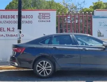 Con perifoneo en Centro llaman a estudiantes a inscribirse al bachillerato