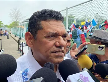 Afirma May que no entrará en un debate estéril con sus opositores; resalta logros en materia deportiva