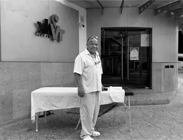 Con música, aplausos, gratitud y reconocimiento despiden familia, amigos y comunidad a Chilo Masash