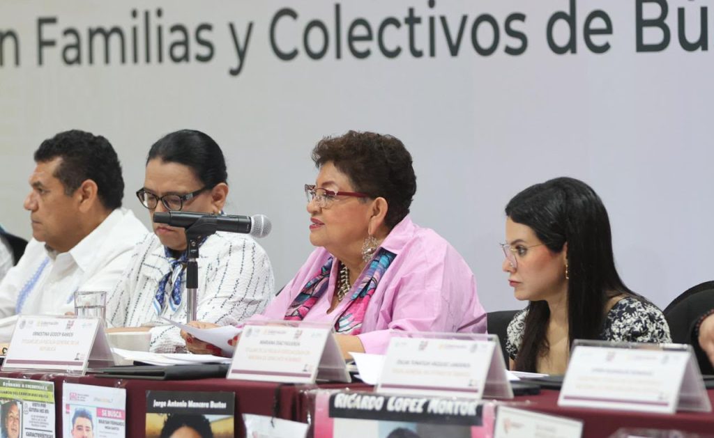 FGR, SEGOB Y AUTORIDADES ESTATALES DE LA REGIÓN SURESTE SE REÚNEN CON COLECTIVOS PARA FORTALECER ACCIONES EN MATERIA DE DESAPARICIÓN DE PERSONAS