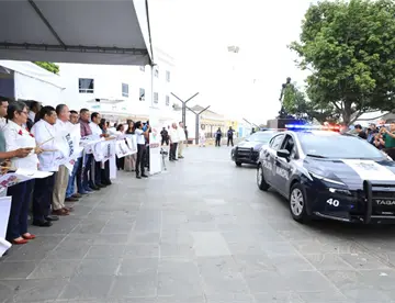 Entrega Gobierno de Tabasco equipamiento y patrullas para seguridad de municipios