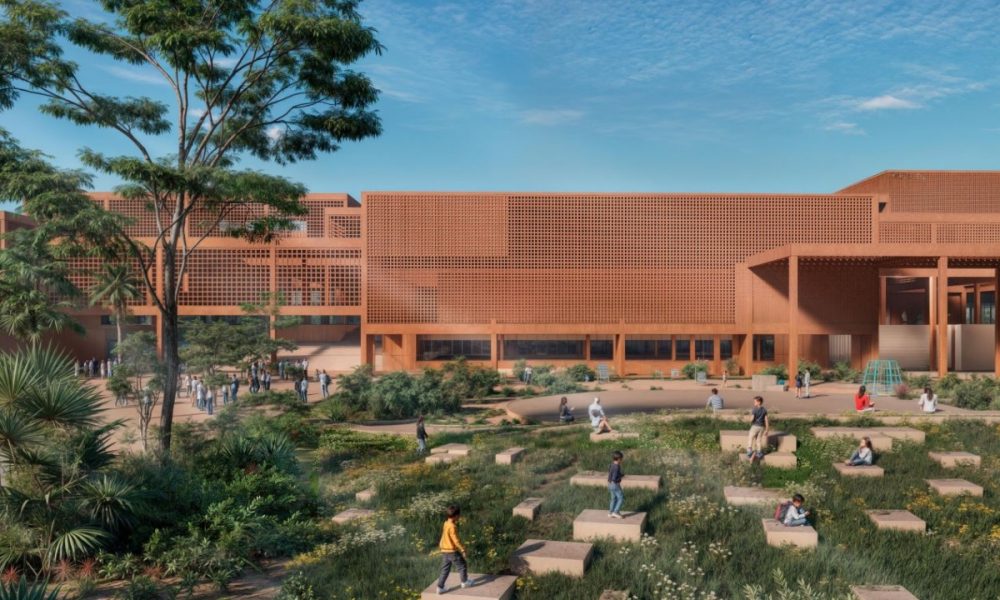 C5 y Centro de Convenciones fortalecerán seguridad y turismo: May