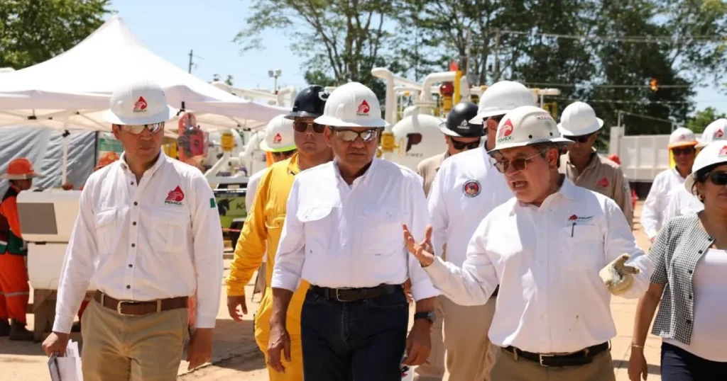 Frenarán paulatinamente la quema de gas en campo Agave