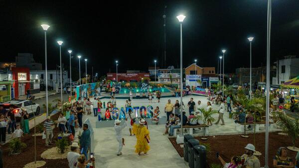 Entrega Díaz Mena nuevo parque de Río Lagartos y anuncia más obras