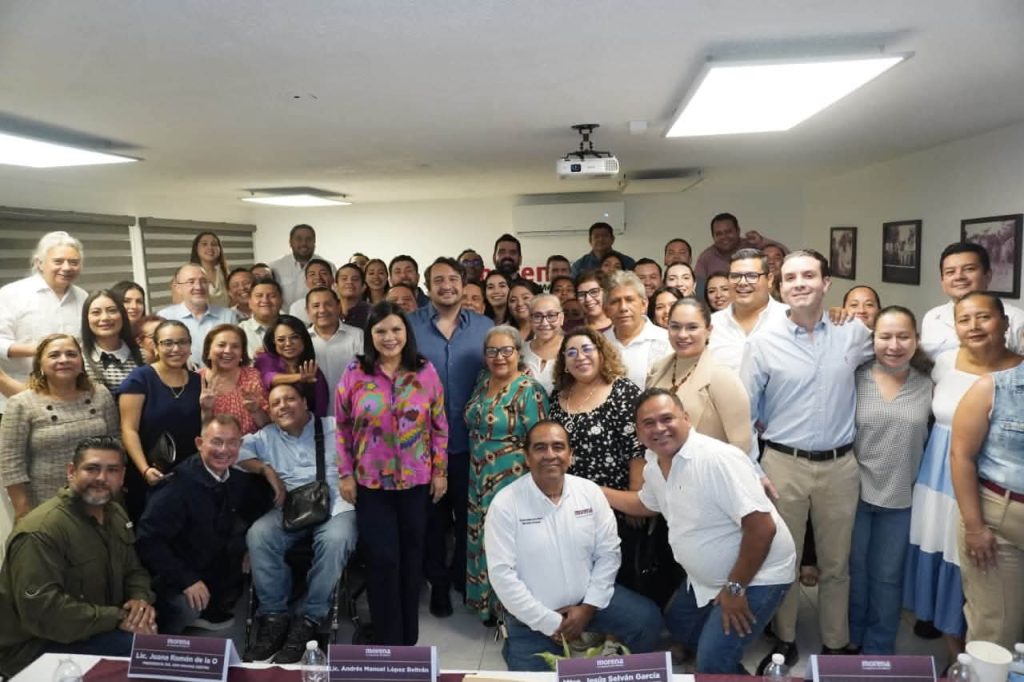 Morena fortalece su organización en Tabasco con reunión encabezada por López Beltrán