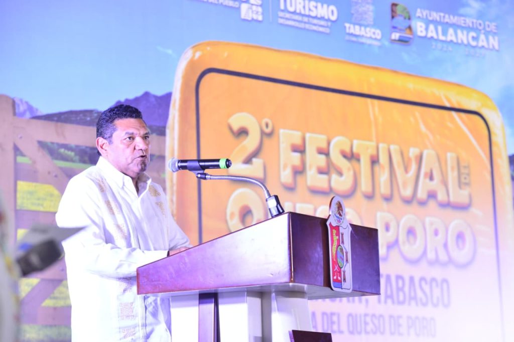Inaugura gobernador 2° Festival del Queso de Poro en Balancán