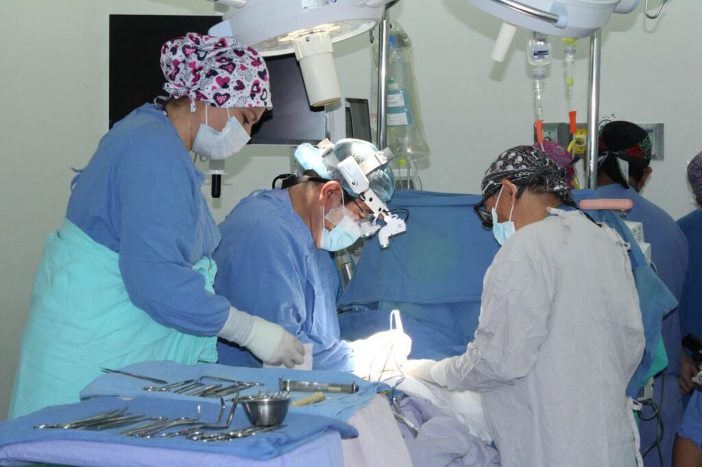 IMSS Bienestar salva a joven con cirugía a corazón abierto en Tabasco