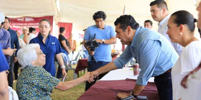 Destaca Javier May mejoría en obras, programas sociales y productivos