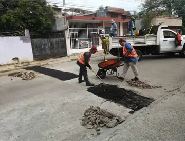 Ayuntamiento de Centro cerrará carriles de periférico este lunes por bacheo