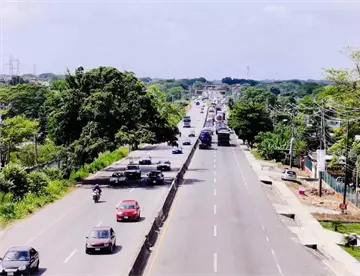 Bloquean por casi 4 horas la Villahermosa-Teapa por falta de energía eléctrica