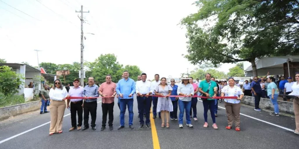 Nuevo puente La Hamaca sustituye antigua estructura