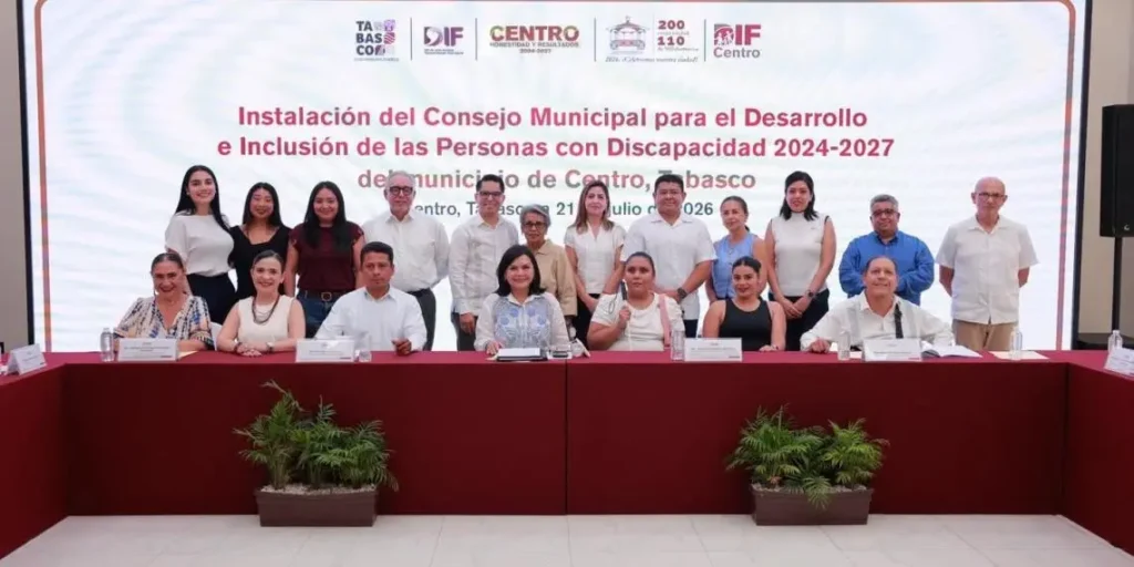Programas Apoyo Inclusión Personas Discapacidad en Centro